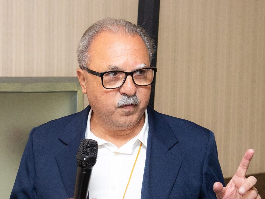 Vilmar Lopes palestrando em workshop para empresários